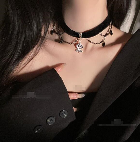 https://fulmo-img-server.com/morefuku/acc4fc87-60cc-472c-99d8-f3e6dfd4cfc0.jpg