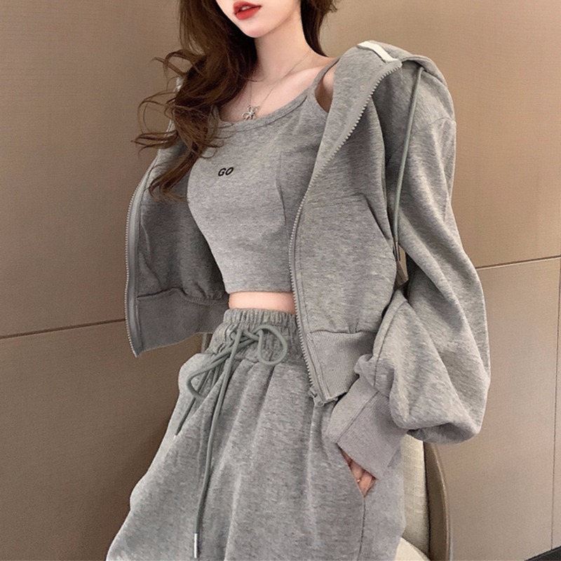 https://fulmo-img-server.com/morefuku/ad1c2b75-d9ba-4137-ae71-1375f6ef6c97.jpg
