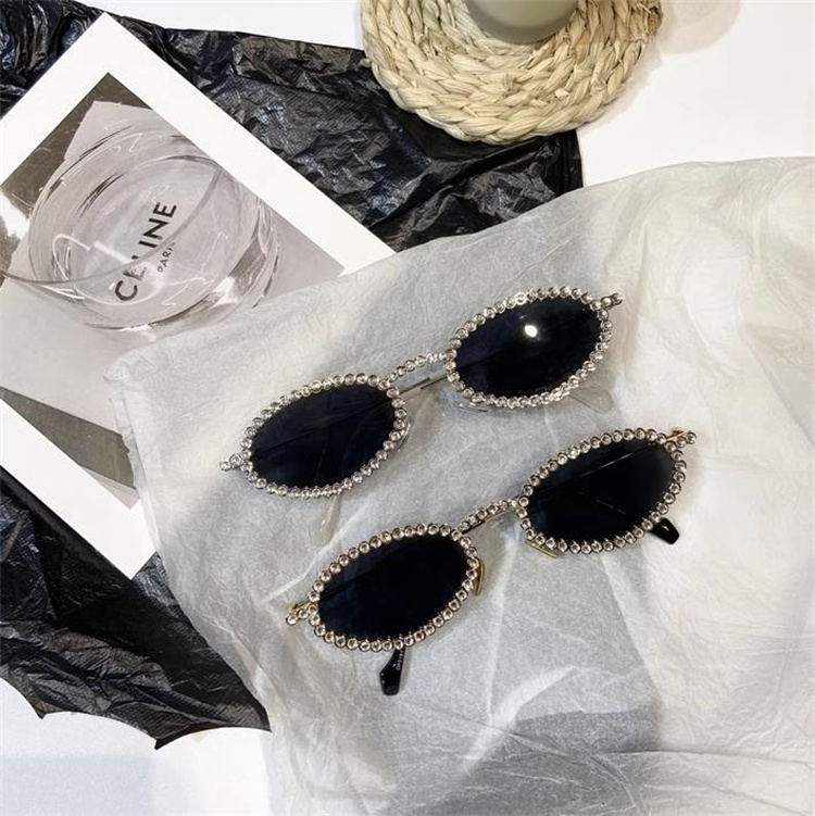 ギャルファッション 楕円型パールフレームサングラス