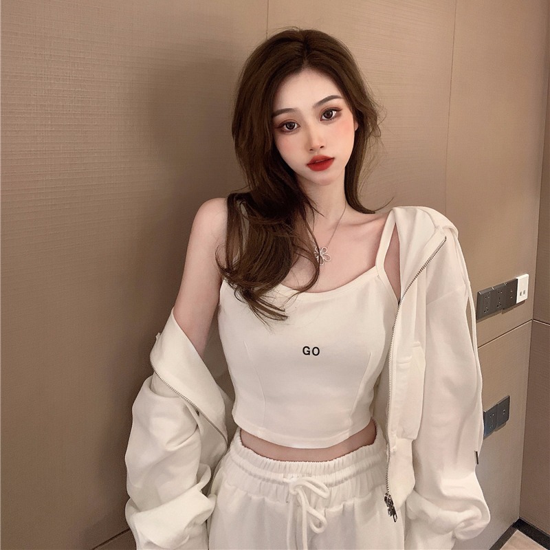 https://fulmo-img-server.com/morefuku/c72f62c6-d9c0-4451-84da-b44394fb6035.jpg