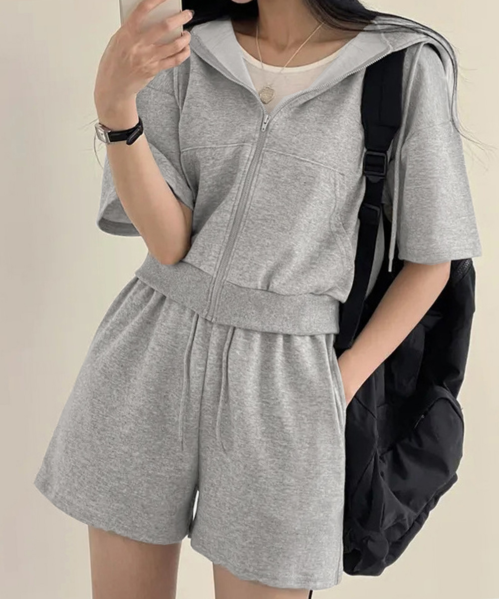https://fulmo-img-server.com/morefuku/d4aaf03a-cccb-48c9-ba5b-ea5051c89c25.jpg