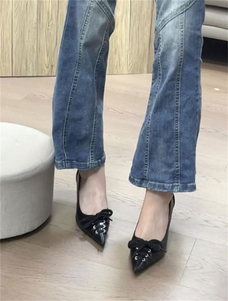 ギャルファッション リボン付き尖がりつま先細身ヒールパンプス黒