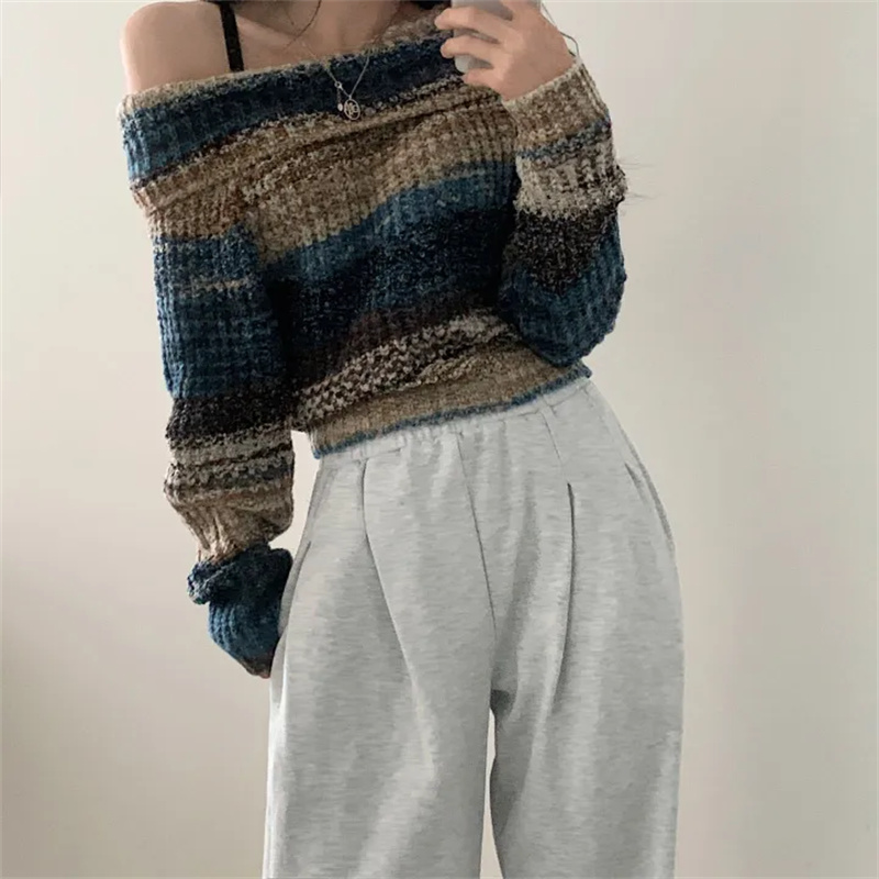 ギャルファッション 今季マストバイ ボーダー柄 オフショルダーニット