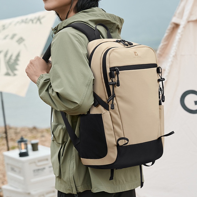 登山リュック アウトドア多機能リュック 快適デイパック