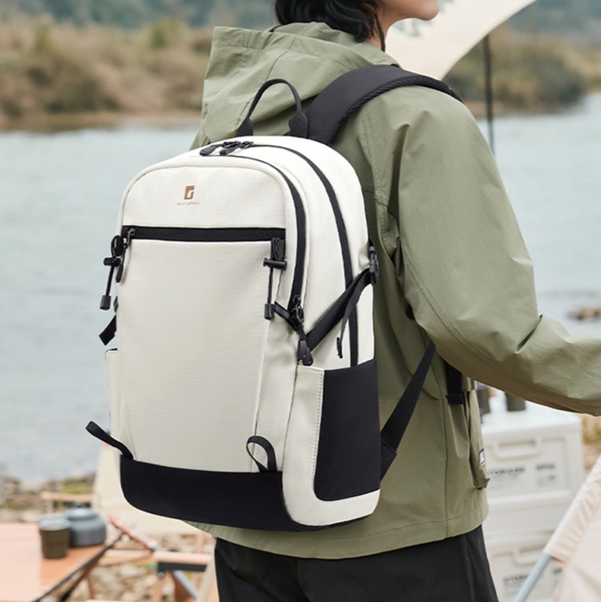登山リュック アウトドア多機能リュック 快適デイパック