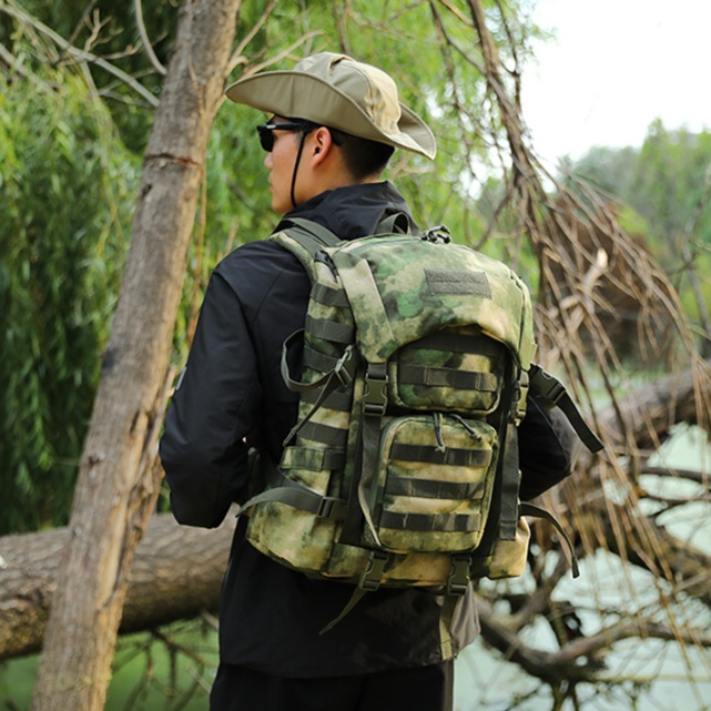 登山リュック 耐久性抜群 多機能戦術タクティカルリュック