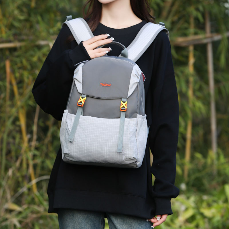 登山リュック アウトドア格子柄 軽量リュック