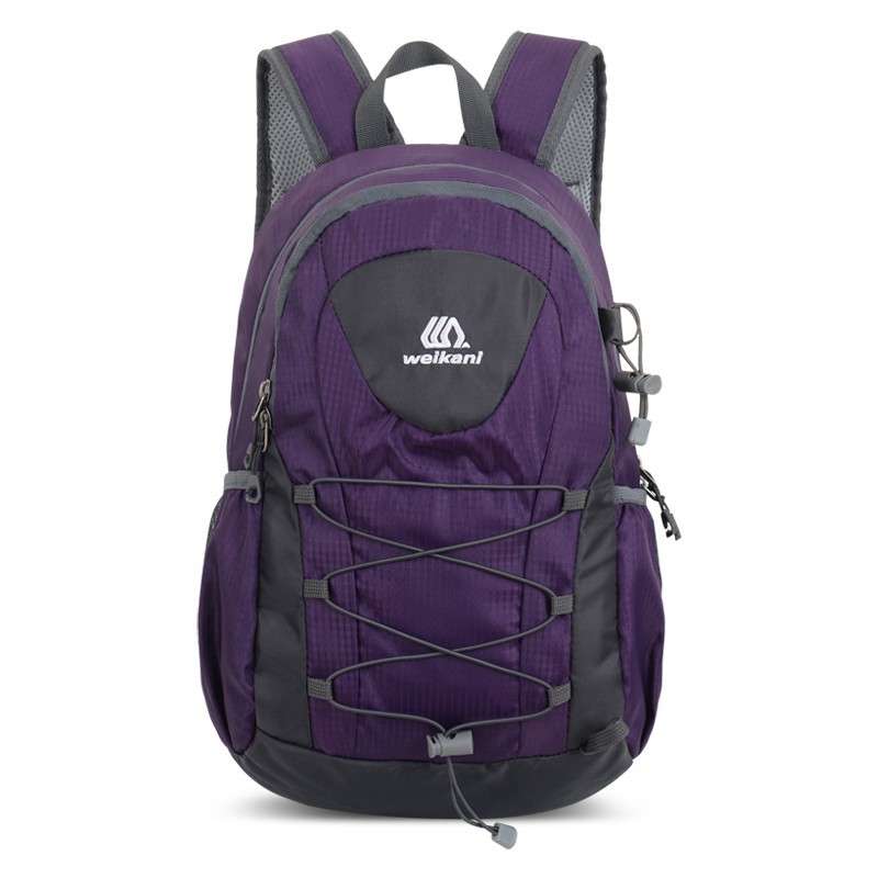 登山リュック 軽快行動派のハイキングバッグ
