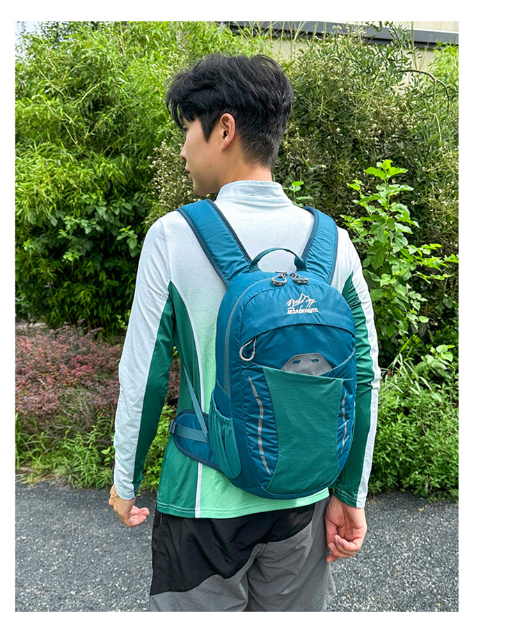 登山リュック アウトドア軽量コンパクトリュック