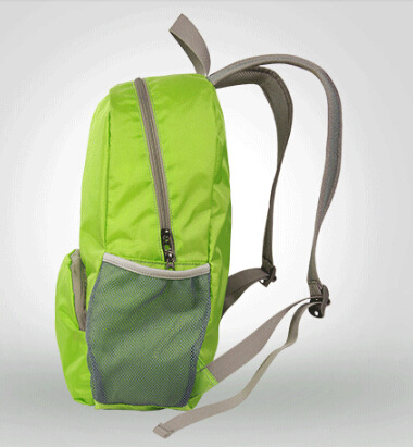 登山リュック 折りたたみ収納コンパクトリュック