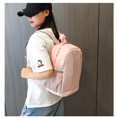 登山リュック 軽やかウィークエンドバックパック