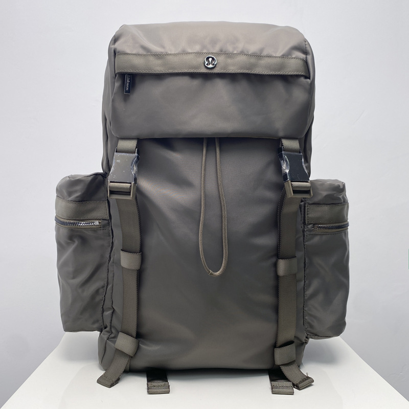 登山リュック アウトドア対応 大型多機能リュック