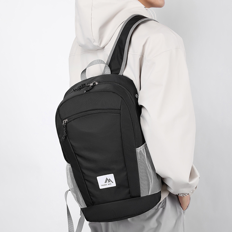 登山リュック アウトドア散策デイパック トラベラー