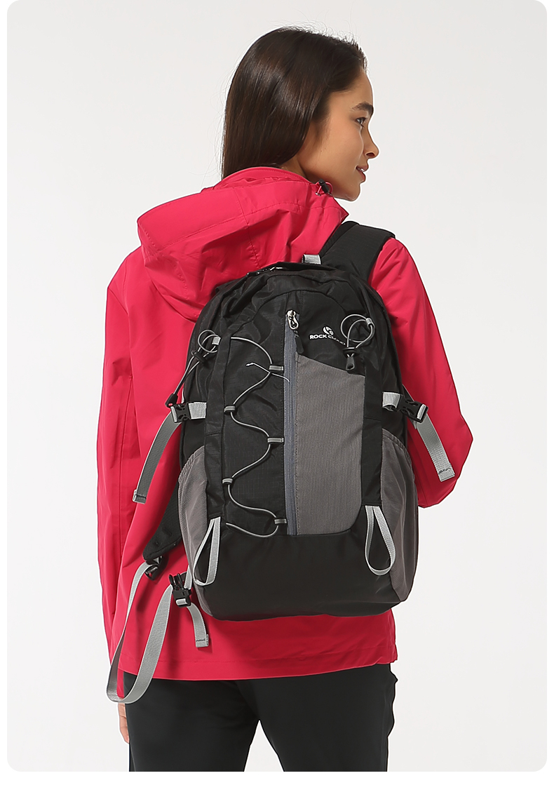 登山リュック アウトドア多機能バックパック３０Ｌ