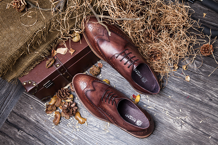 50代メンズファッション 本革　【ウィングチップ革靴】