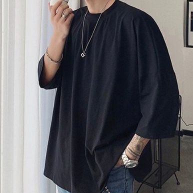 50代メンズファッション  ゆったりシルエット 黒Ｔシャツ（M,Lサイズ）