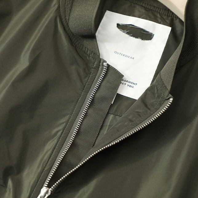 50代メンズファッション アウター　大人のシンプル【軽量ブルゾン】グリーン