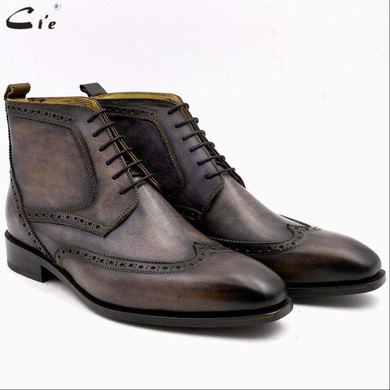 50代メンズファッション ウィングチップ・デザイン【牛本革ショートブーツ】