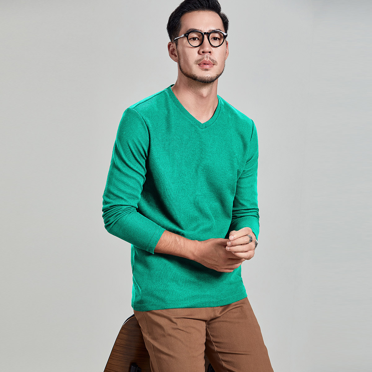 https://fulmo-img-server.com/mrcasual/5d6fa884-5128-4cd9-ae45-683ed8045f90.jpg