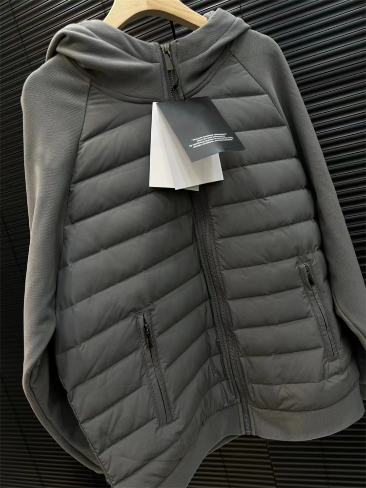 50代メンズファッション【防寒羽毛ダウンジャケット】軽量仕様