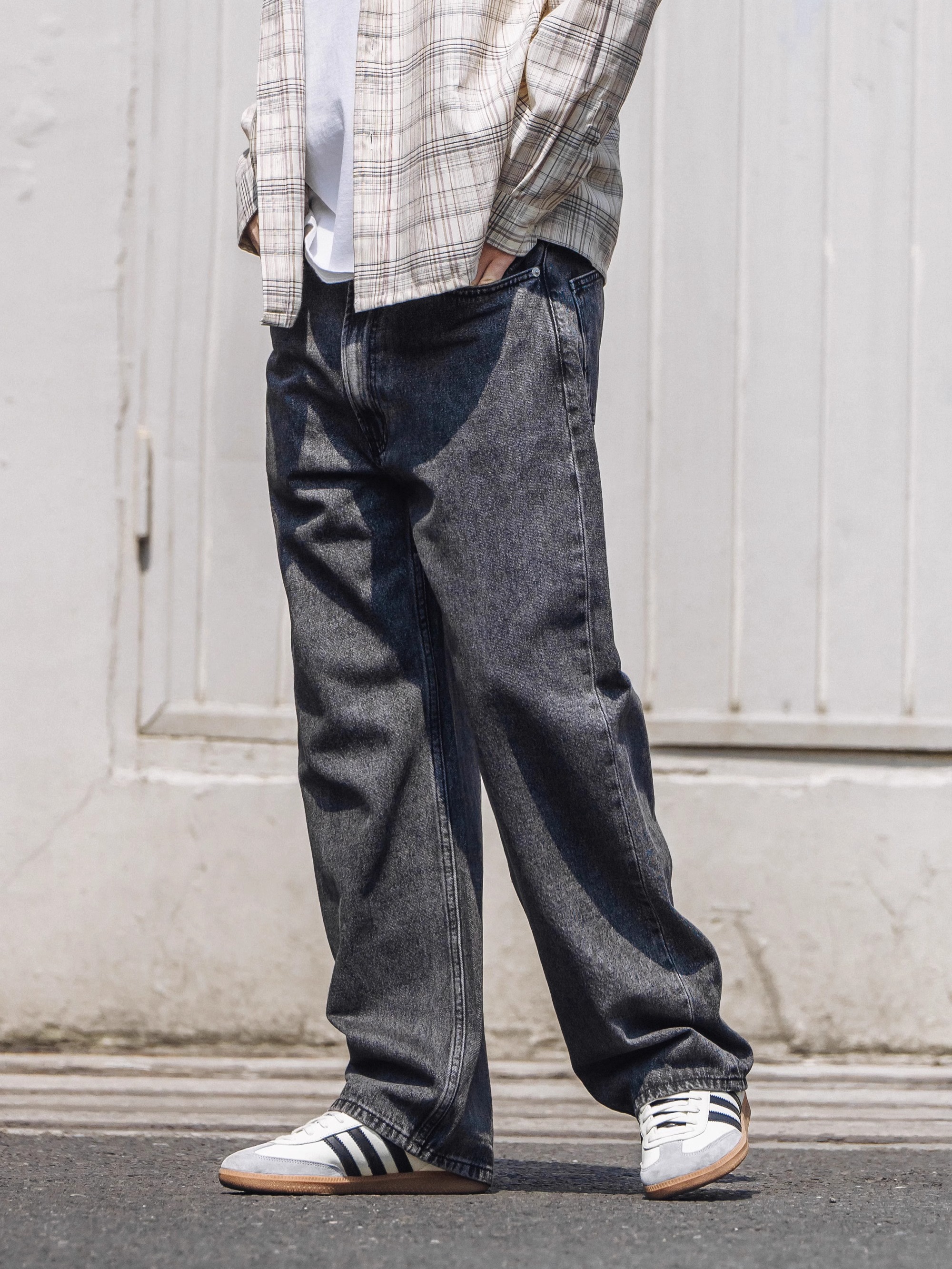 50代メンズファッション パンツ/ズボン ゆとりのあるストレートデニムパンツ