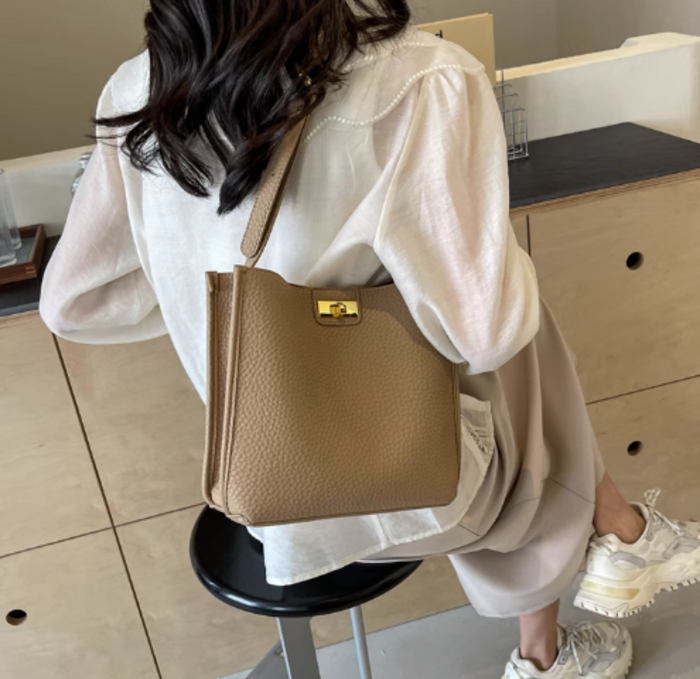 https://fulmo-img-server.com/naturily/d0585cda19156a086b71f1ebb0a7aa8a.png