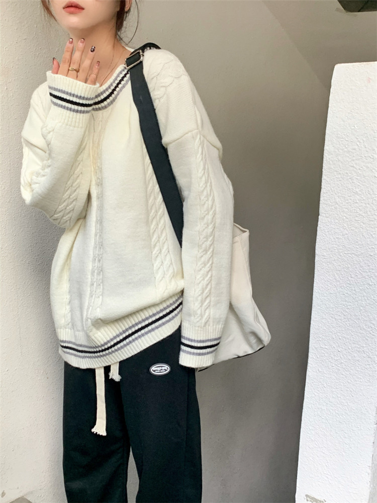 https://fulmo-img-server.com/navymuse/0eb1b1fd-a128-4971-ace1-bc5077e3d960.jpg