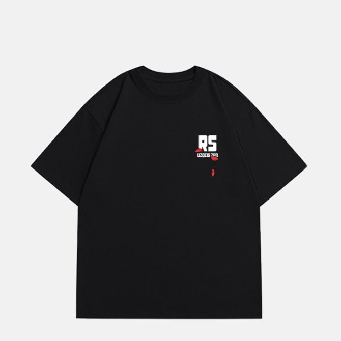 ネイビーコーデ 薔薇と蝶のグラフィックTシャツ