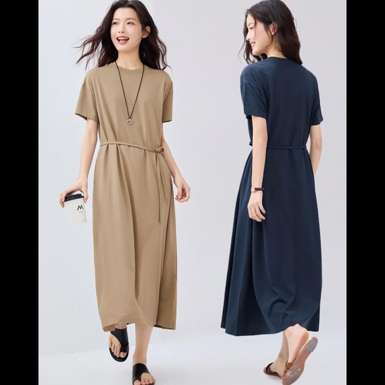 ネイビーコーデ シンプル美シルエット 半袖ロングワンピース