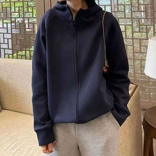 ネイビーコーデ シンプル 裏起毛 ジップアップ パーカー