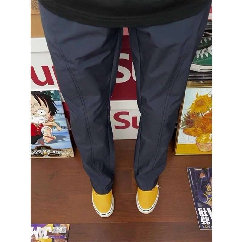 ネイビーコーデ スポーティーストレッチワイドパンツ