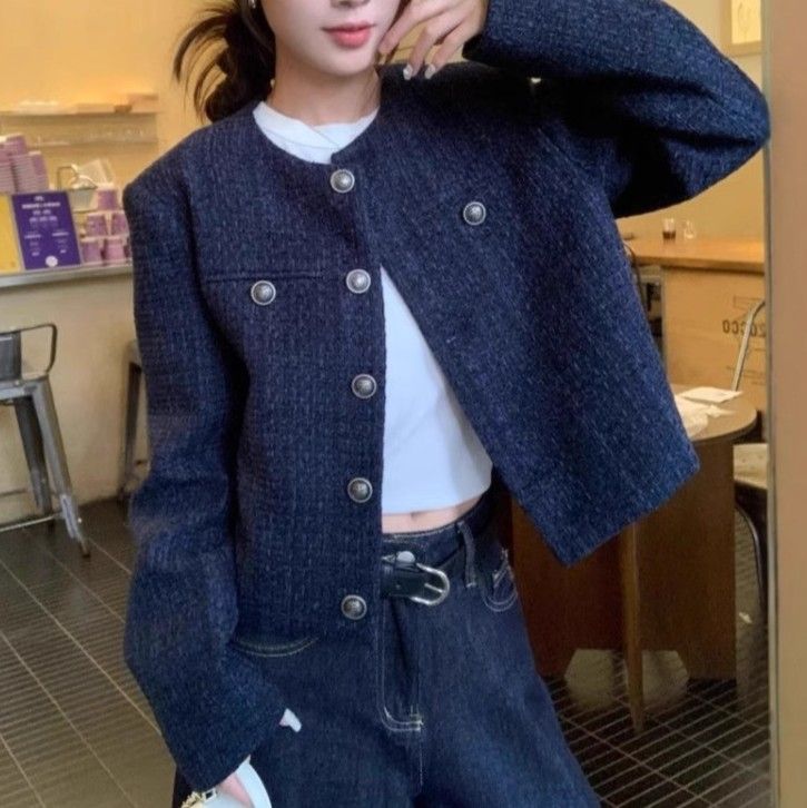 ネイビーコーデ 上品×カジュアルの絶妙バランス！ネイビーツイードジャケット