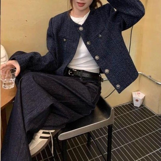 ネイビーコーデ シンプルツイードジャケット