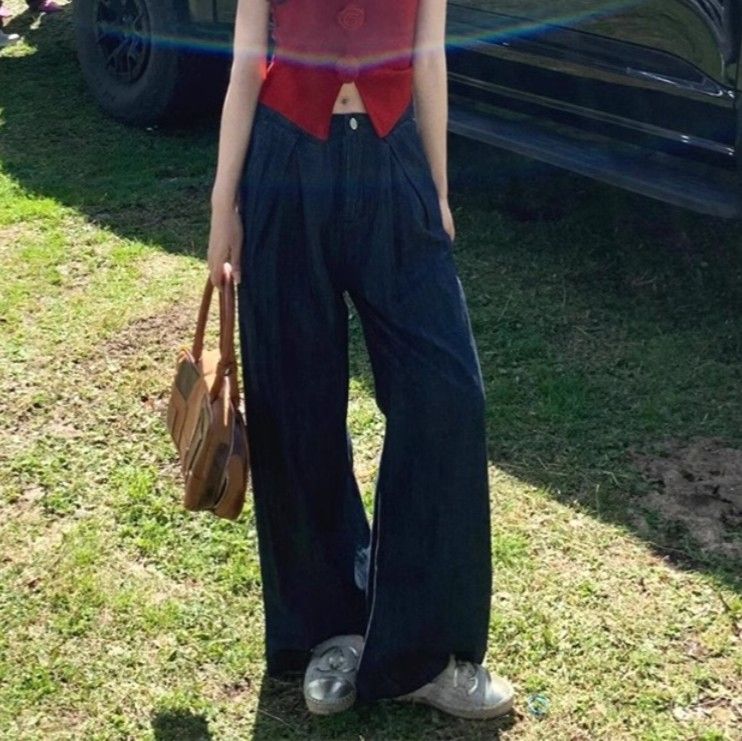 ネイビーコーデ  ゆったりワイドデニムパンツ