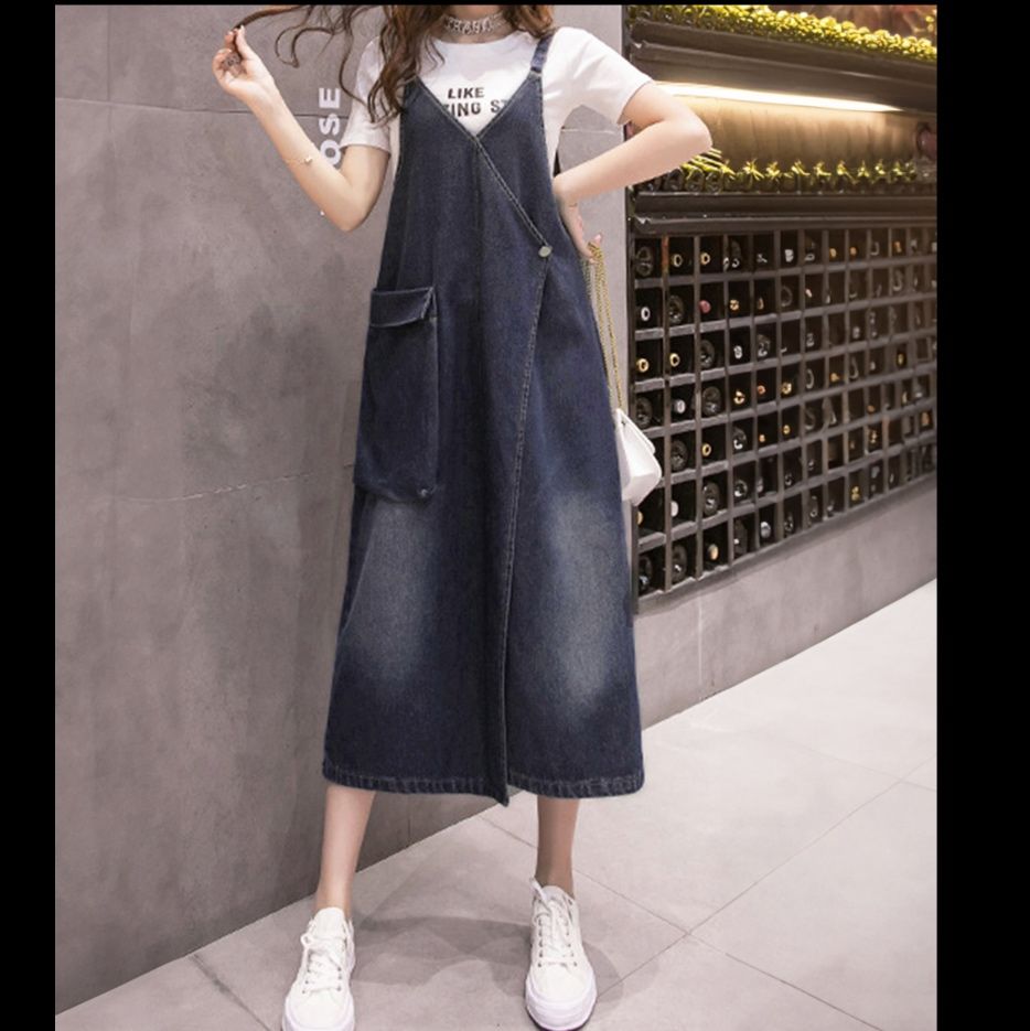 ネイビーコーデ デニムサロペットワンピース ロング丈 体型カバー ドレス