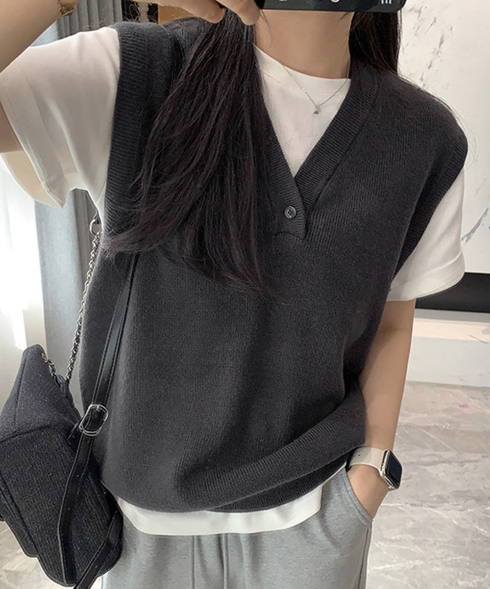 https://fulmo-img-server.com/navymuse/243bcdcb-d360-4bee-aeab-bc21ac74a781.jpg