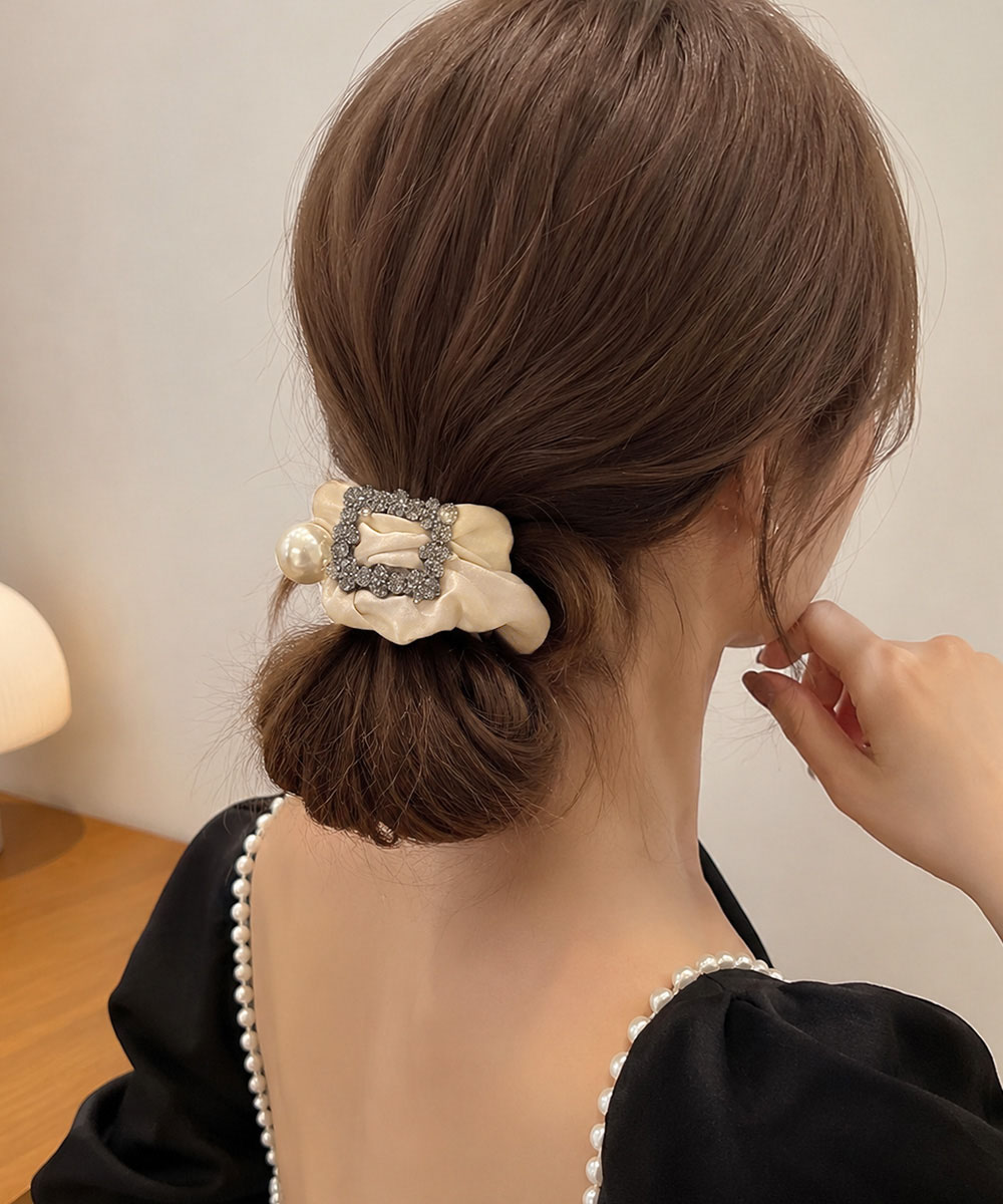 https://fulmo-img-server.com/navymuse/2ab679d9-9ad9-45f9-ba6d-b9dc5625c827.jpg