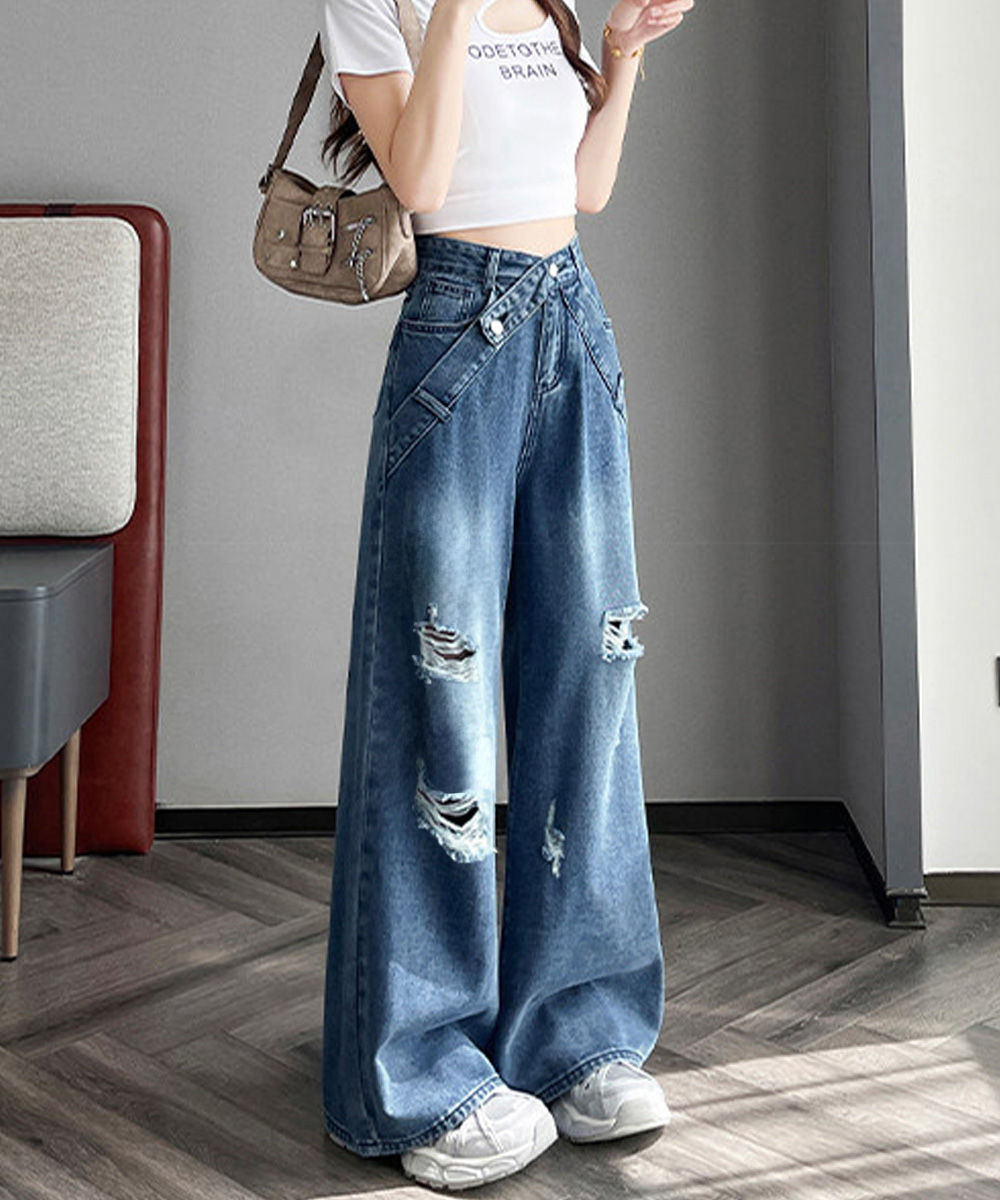 https://fulmo-img-server.com/navymuse/339a2d99-09fb-43fb-ab7d-34d303b13cf9.jpg