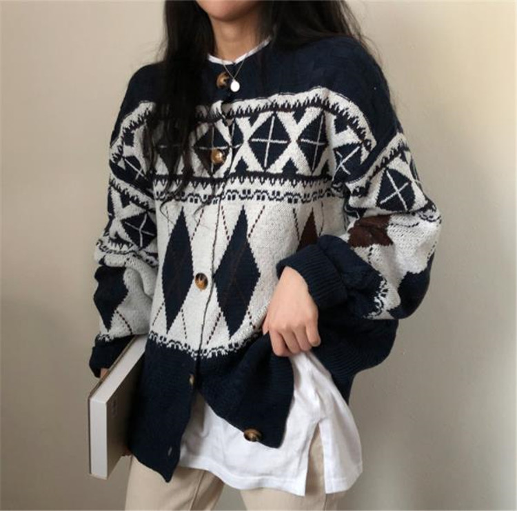 https://fulmo-img-server.com/navymuse/36741838-6d8d-4633-9720-63bb77cc153f.jpg