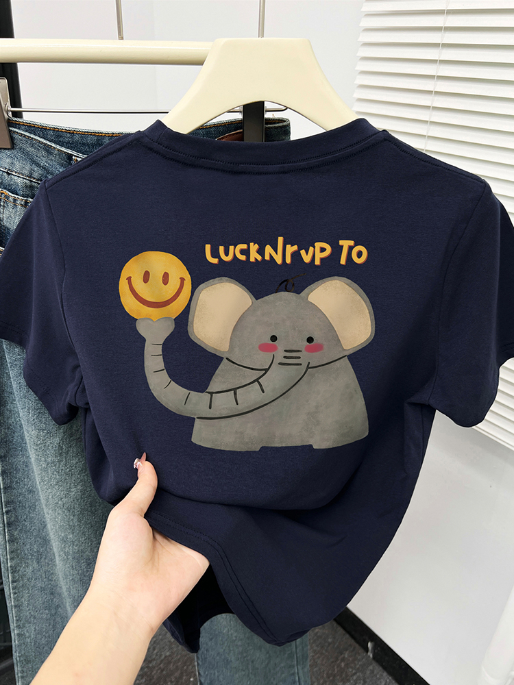 ネイビーコーデ 幸せの象さん半袖Tシャツ