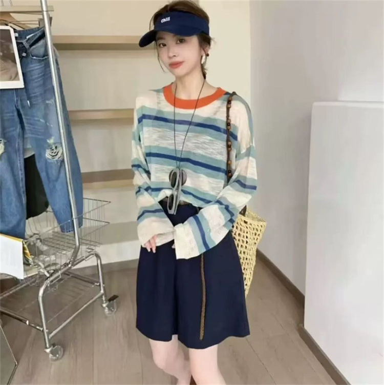 https://fulmo-img-server.com/navymuse/68b68950-4f9b-4385-b9ba-e29e40687197.jpg