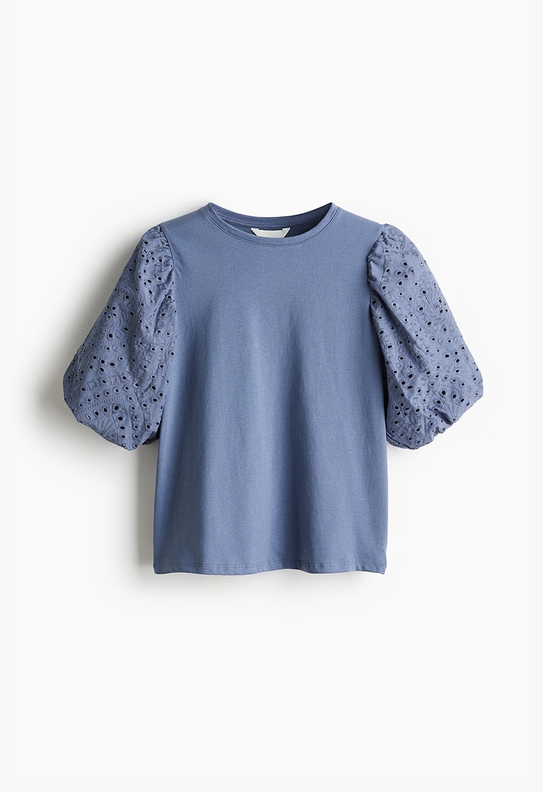 ネイビーコーデ ふんわりパフスリーブ半袖Tシャツ