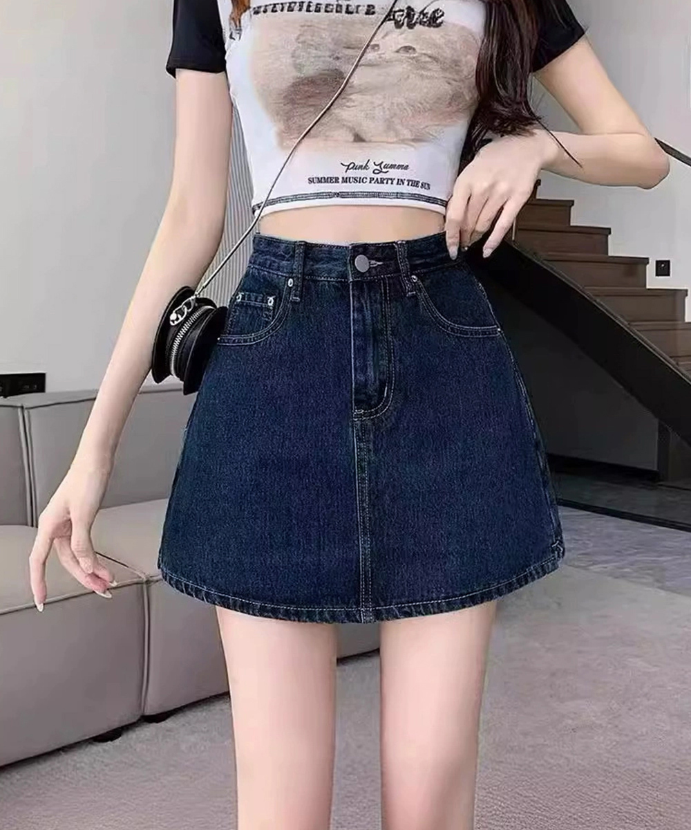 ネイビーコーデ ハイウエストデニムスカパン 美脚スカート
