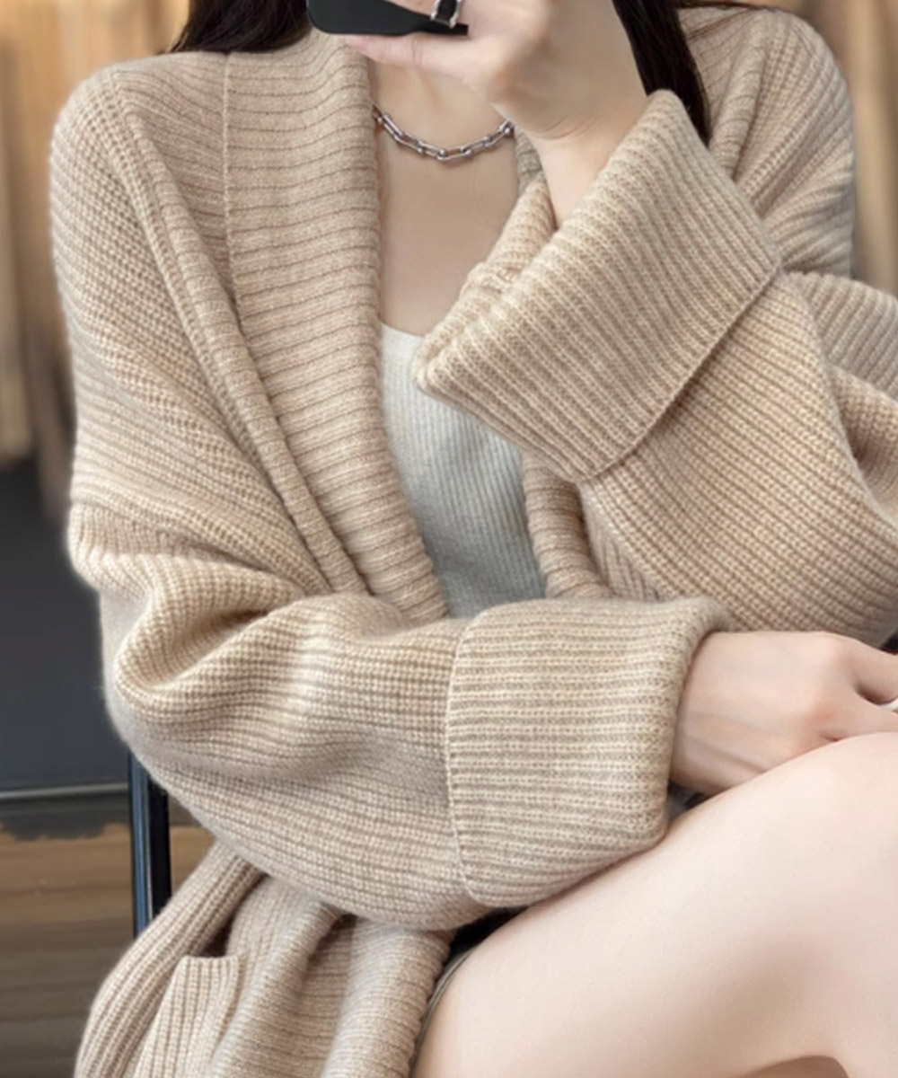 https://fulmo-img-server.com/navymuse/79cae064-c62b-43e6-a30a-ab5bf167bd0f.jpg