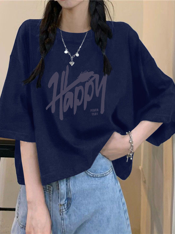 ネイビーコーデ Happy気分のゆったりTシャツ