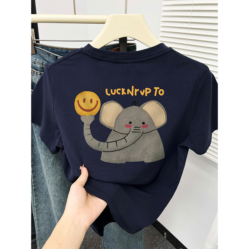 ネイビーコーデ 幸せの象さん半袖Tシャツ