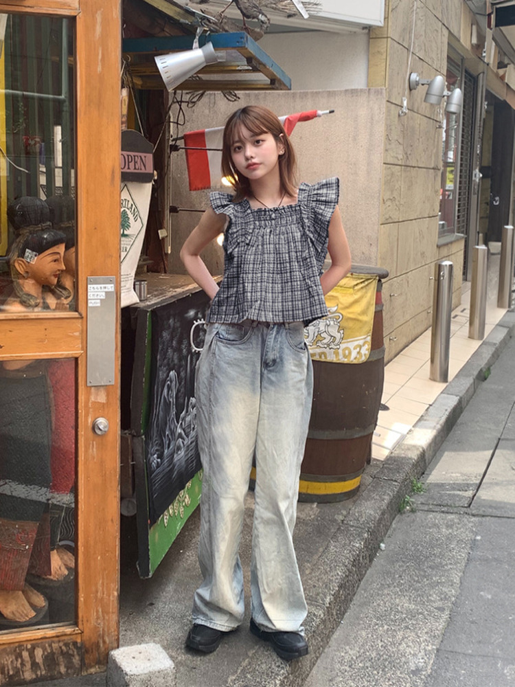 ネイビーコーデ 格子柄フリルノースリーブブラウス