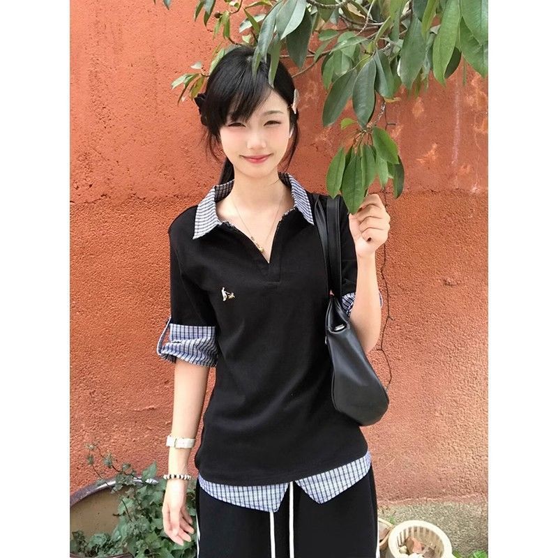 ネイビーコーデ 格子柄切替えスキッパーニット