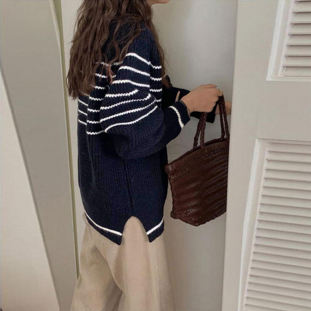 https://fulmo-img-server.com/navymuse/a332278d-91c2-4103-bbff-38dd8d45b4a3.jpg