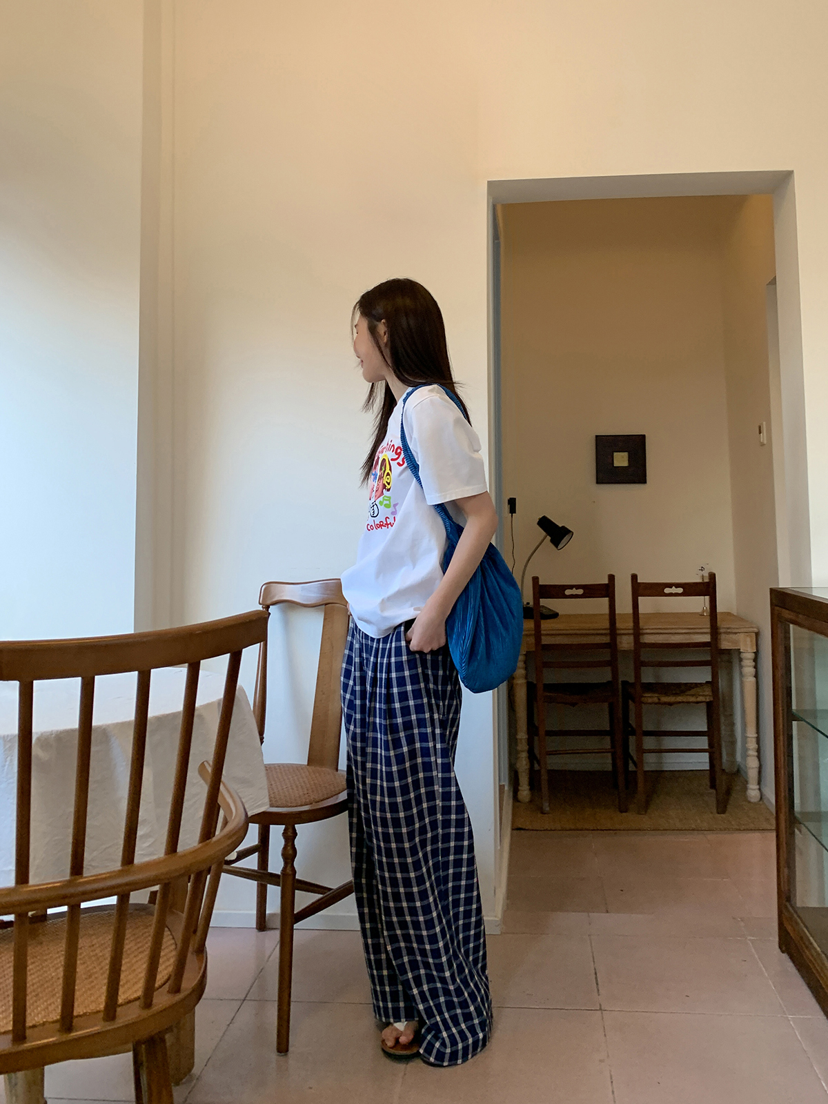 ネイビーコーデ ネイビーコーデ 格子柄ゆったりワイドパンツ
